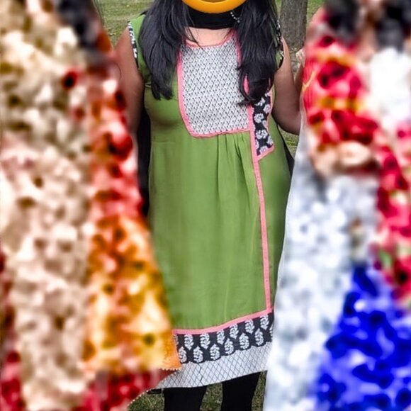 Green & Black Georgette Kurti with White Print and Pink Trim | Size L/XL - Picture 4 of 4